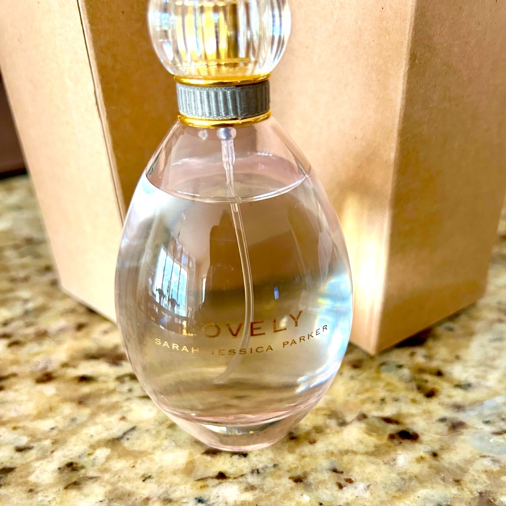 Lovely By Sarah Jessica Parker